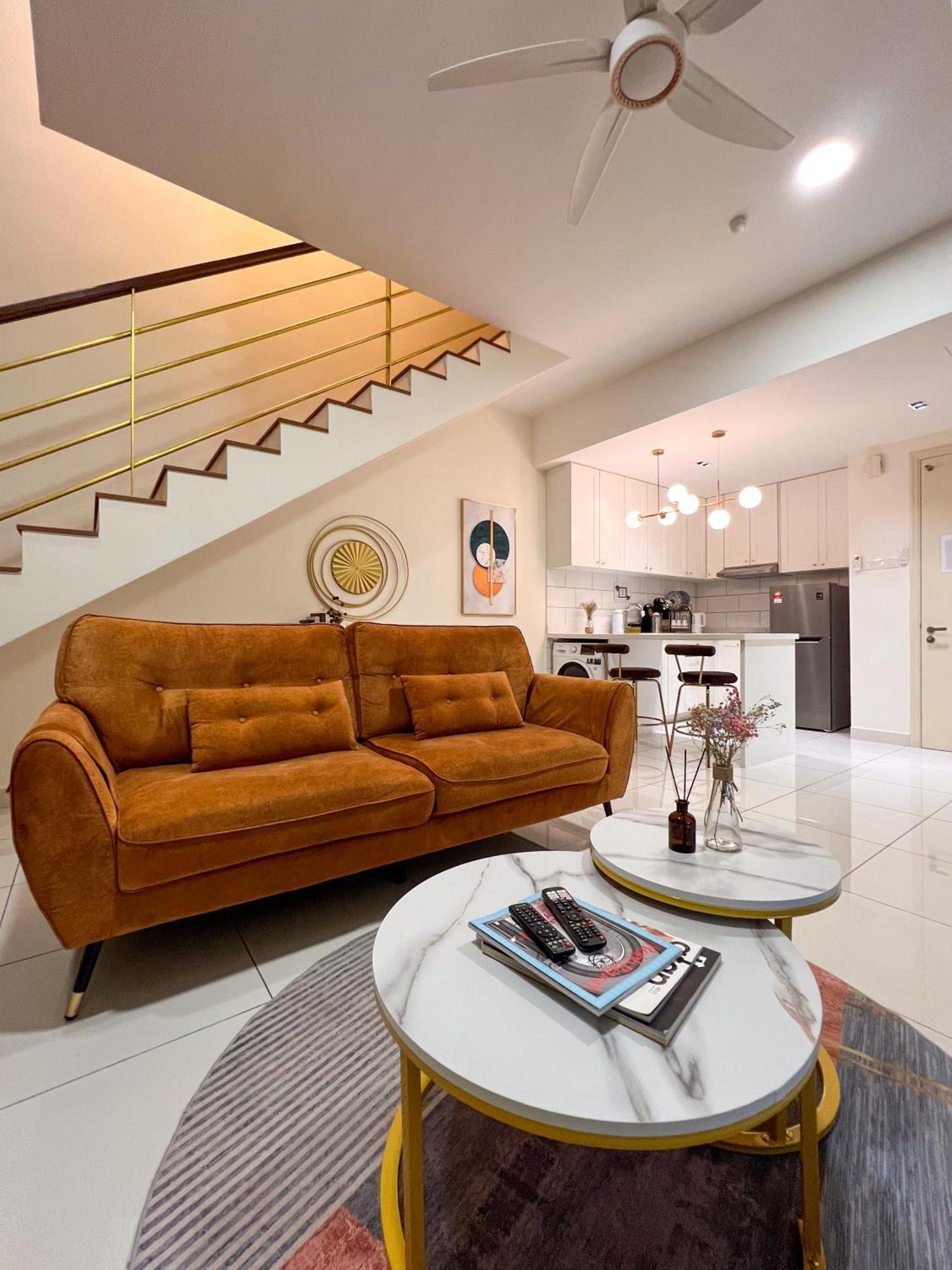Modern Suites At Arte Mont Kiara By Iconique Kuala Lumpur Buitenkant foto
